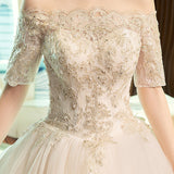 Court Main Wedding Dress Bride 2026 New Retro French Wedding Long Sleeves Long Tailed Main Wedding Dress HZ0517