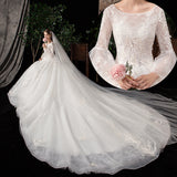 2025 New Court Bridal Shoulder Hepburn Thin Lace Super Fairy Dream Long Tail Wedding Dress HZ0517