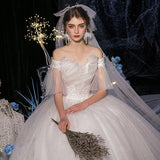 2025 New Sen System Hepburn A Word Star Princess Super Fairy Dream Small White Simple Wedding Dress F69 HZ0517