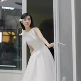 Simplicity And Light Wedding Dress French New Bride Go Out Yarn Small Tail Temperament Banquet Evening Dress Summer HZ0517