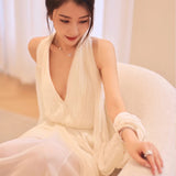 New Chinese Morning Dress Wedding Wedding Engagement Toast Dress Mori Hanging Neck Seaside Travel Shot Wedding Dress HZ0517
