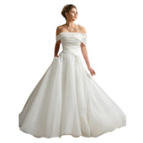 2026 New French Light Wedding Dress Simple Thin Senior Feeling Tug Dream Super Fairy Pungong Skirt HZ0517