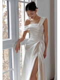 The High-Quality Texture Of The Vertiny Shoulder Wedding Dress The New Bride Simply Greets The Light Wedding Dress With Thin Engagement Dress HZ0517