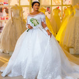 Wedding Dress 2026 New Mid-Rise Long-Sleeved Lace White French Heavy-Weight Shoulder Big Tail Wedding Dress Spring HZ0517