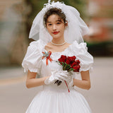 Light Wedding Dress 2026 New French Retro Hepburn Simple Lintami Bridal Yarn Dress Woman HZ0517