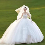 Studio Photo Theme Costume Exterior Lawn Twily Twily Twidth Wedding Dress Sensing Bra Photography Couple Twisping Yarn Dress HZ0517
