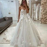 Light Wedding Dress French 2026 New Dress Bridal Lace Tectorial Yarn Heavy Industry High-End Texture Drag Yarn HZ0517