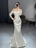 French Light Wedding Dress 2026 New Simple Shoulder-Swear Long-Sleeved White Fishtail Engagement Dress Dress HZ0517