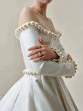 French Retro Stuff Long-Sleeved Shoulder Wedding Dress 2026 New Bridal Small Sage Elegant Main Wedding Dress HZ0517