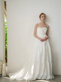 Beautiful Light Wedding Dress Bridal Wedding Dress Temperament French Elegant Outdoor Lawn Yarn HZ0517