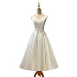 Small Dress Woman 2026 New Temperament Graduation Party Dress Short White Registration Travel Photo Wedding Dress HZ0517