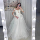French Super Fairy Shoulder Lace Wedding Dress 2026 New Bridal Tug-And-Skinny Yarn A Swing Long-Sleeved Wedding Dress HZ0517