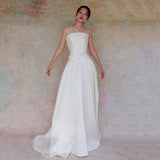 French-Style Linden Light Wedding Dress High-End Small Tective Tective White Small Tail Welcome Dress Bride Go Out Yarn HZ0517