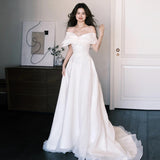 One-Word Shoulder-Swear-Faced Light Wedding Dress French Wedding Bride Simple White Yarn Temperament Tail Welcome Engagement Dress Dress HZ0517