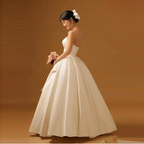 2026 New Casual Pipe Top Slimd Sinter Wedding Dress Butterfly Super Fairy Bride Wedding Veil HZ0517