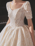 Main Wedding Dress 2026 New Tailing Temperament Court Small Bridal White Retro Texture Retro Yarn HZ0517