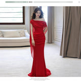 A Toasting Suit Senior Fishtail Red Bride Niche Wedding Morning Dress French Engagement Banquet Dress 2025 New HZ0517