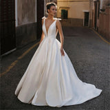 Wedding Temperament Elegant A-Shaped Wedding Dress Bow Sleeveless Bride Sexy V-Necked Bareback New Wedding Dress Lace HZ0517