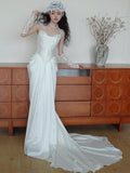 French Light Wedding Dress Sen Is A Simple Small Drag-Tail Embroidery Lace Super Fairy Go Out Yarn Chest To Welcome The Evening Dress HZ0517