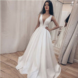 Wish New White Simple Densate Deep V Thin Temperament Wedding Dress HZ0517