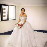 New Wedding Lace Lace Squine Mid-Rise Tail Dress Sexy Beautiful Shoulder White Temperament Dress HZ0517