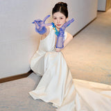 French Hanging Neck Light Wedding Dress 2026 New Temperament V Collar High-End Niche Denswear Fading Engagement Dress Dress HZ0517