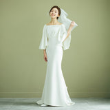 French-Style Stupa Wedding Dress 2025 Autumn And Winter New Mori Family Retro Shot Shoulder Simple Shoulder Small Tail Dress HZ0517