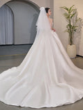 Sing Noodle Wedding Dress 2026 New Bridal Yarn French Retro At-Award Princess High-End Feel Breast Welcome Yarn HZ0517