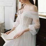 Light Wedding Dress Sen Series Super Fairy Simple Dream Small Man Travel Shot Out Of The Yarn Thin Retro Shoulder Small Dress Woman HZ0517