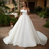 The Bride's Word Shoulder Wedding Dress Outside The Single-Sing Face To The Waist Of The Thin And Fluffy Wedding Dress Noble Breast HZ0517