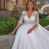2026 New Set Of Face Thin Wedding Dress V Collar Long Sleeve Big Tail Lace Main Wedding Dress Sen Series Net Red HZ0517