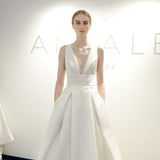 New French Wedding Dress 2026 Set Of Thin V Collar European Court A Thort Tail Wedding Dress Sen Sen HZ0517