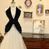 Wedding Dress 2025 New Hepburn Style French High-End Dress Female Bride Toasted Back Pearl Chain High Sense HZ0517