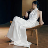 Sexy Bare Back Light Wedding Dress Light Luxury Bride Wedding Fishtail Morning Robe Out White Simple Set Of Face Dress White HZ0517