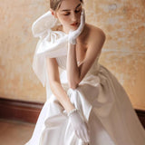 New One-Shoulder Dingy Wedding Dress Simple Fashion Open-Fork Studio Wedding Dress Tug Tail Thin Travel Wedding Dress HZ0517