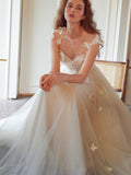 Mori's Dream Petal Wedding Dress 2026 New French Princess Simple Thin Waist V Collared Tail Light HZ0517