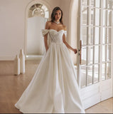 One-Word Shoulder Wedding Dress Mori 2026 New Bride Simple V-Neck Body-Up Perspective Tug-Tail Forging HZ0517