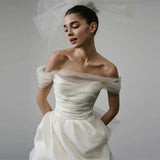 One-Word Shoulder-To-Shoulder White Short Simple French-Style Seduced Dress Small Man Engagement Certificate Registration Dress HZ0517