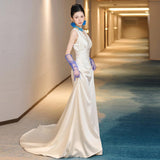 French Hanging Neck Light Wedding Dress 2026 New Temperament V Collar High-End Niche Denswear Fading Engagement Dress Dress HZ0517