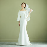 French-Style Stupa Wedding Dress 2025 Autumn And Winter New Mori Family Retro Shot Shoulder Simple Shoulder Small Tail Dress HZ0517
