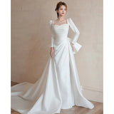 Sing Long-Sleeved Light Wedding Dress Bride High-Grade French White Simple Tailings Out Of The Yarn Temperament Hepburn Style Dress HZ0517
