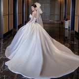 Sing Face Light Wedding Dress 2026 New Bride High-End Main Yarn High-End Texture Boobs Go Out Of The Yarn French Retro Tail HZ0517