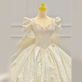 French Retro V-Neck Wedding Dress Bride 2025 New Fugitive Princess High Texture Big Tail Yarn HZ0517