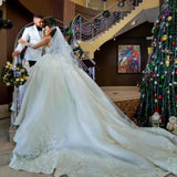 Wedding Sexy Couple Outdoor Travel Lace Bride High Quality Long White Brated Tug-And-Tailed Poncho HZ0517