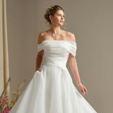 2026 New French Light Wedding Dress Simple Thin Senior Feeling Tug Dream Super Fairy Pungong Skirt HZ0517