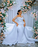 Bride's Main Wedding Dress 2026 New Out-And-Go Fish Tail Show Lean Heavy Industry High Waist Long Tail Performance HZ0517