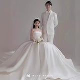 Outdoor Brao Photo Long Tailings Of The New Wedding Studio Theme Photography Dress Couple Dress Korean Version Of The White Lawn HZ0517