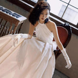 Hang Neck Wedding Temperament Retro Style Small Bride French Bare Back Thin Marriage Yarn Temperament Small Tail HZ0517