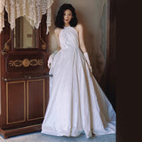 Hang Neck Wedding Temperament Retro Style Small Bride French Bare Back Thin Marriage Yarn Temperament Small Tail HZ0517