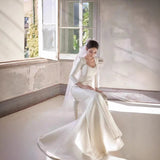 White Dingy Light Wedding Dress Long Sleeves Cover Arm Go Out Yarn Temperament Fishtail Light Luxury Bridal Wedding Dress HZ0517